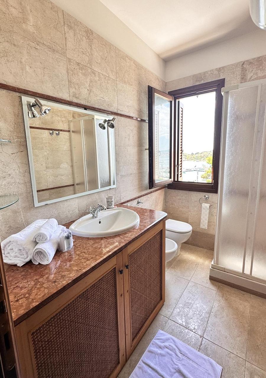 Murphy Holiday Homes - Residenza Aldo Moro 03 ラ・マッダレーナ エクステリア 写真
