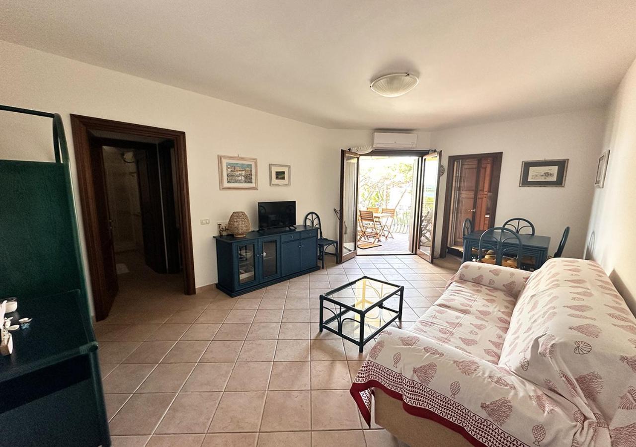Murphy Holiday Homes - Residenza Aldo Moro 03 ラ・マッダレーナ エクステリア 写真